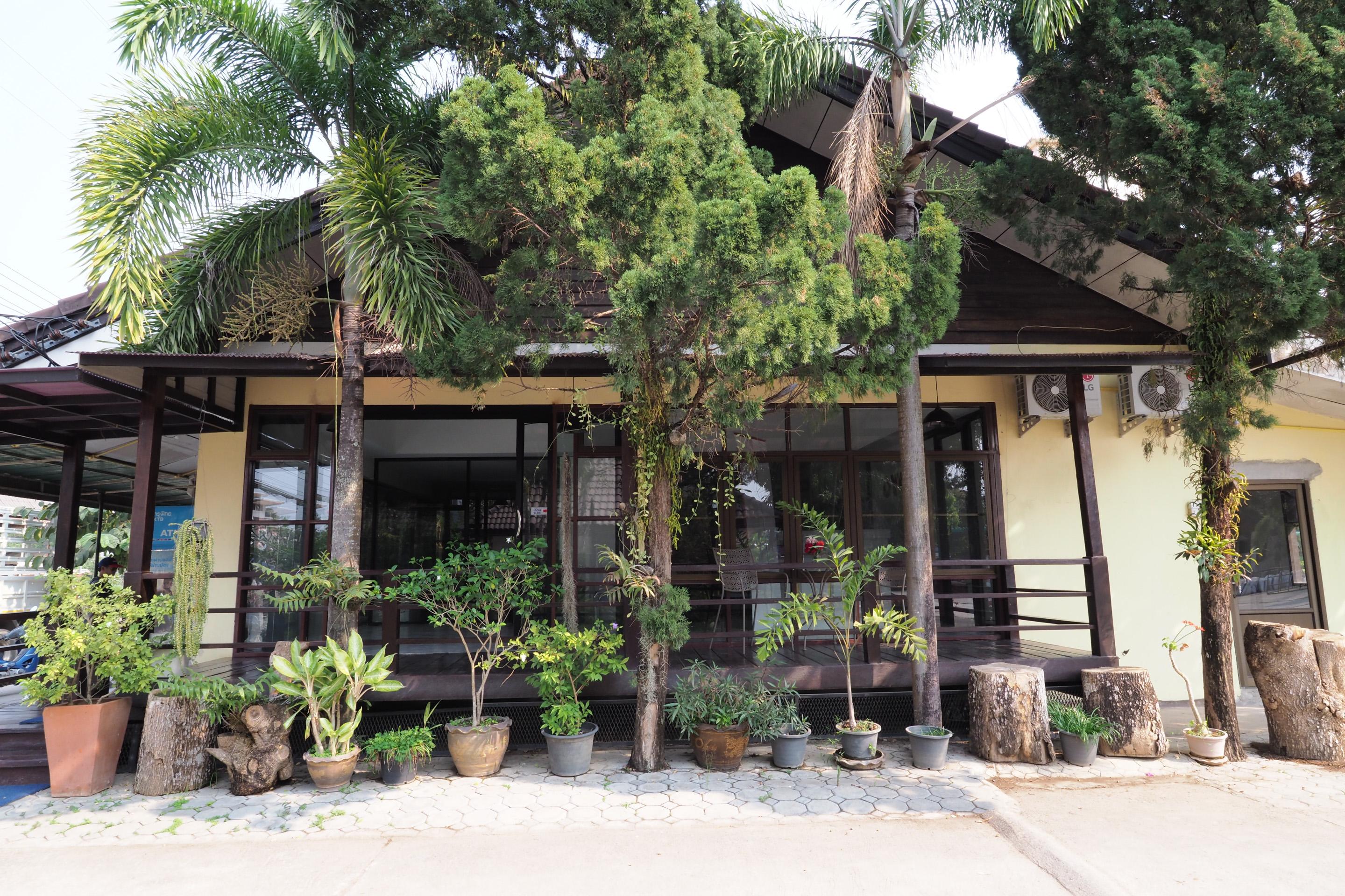 Oyo 592 Goldenville Villa Chiang Rai Exterior photo